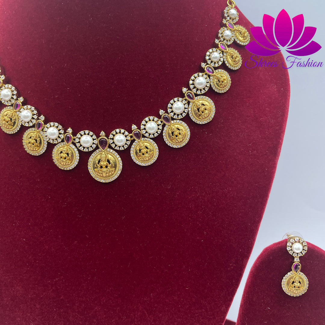 Goddess Grace: Lakshmi Coin Design Necklace