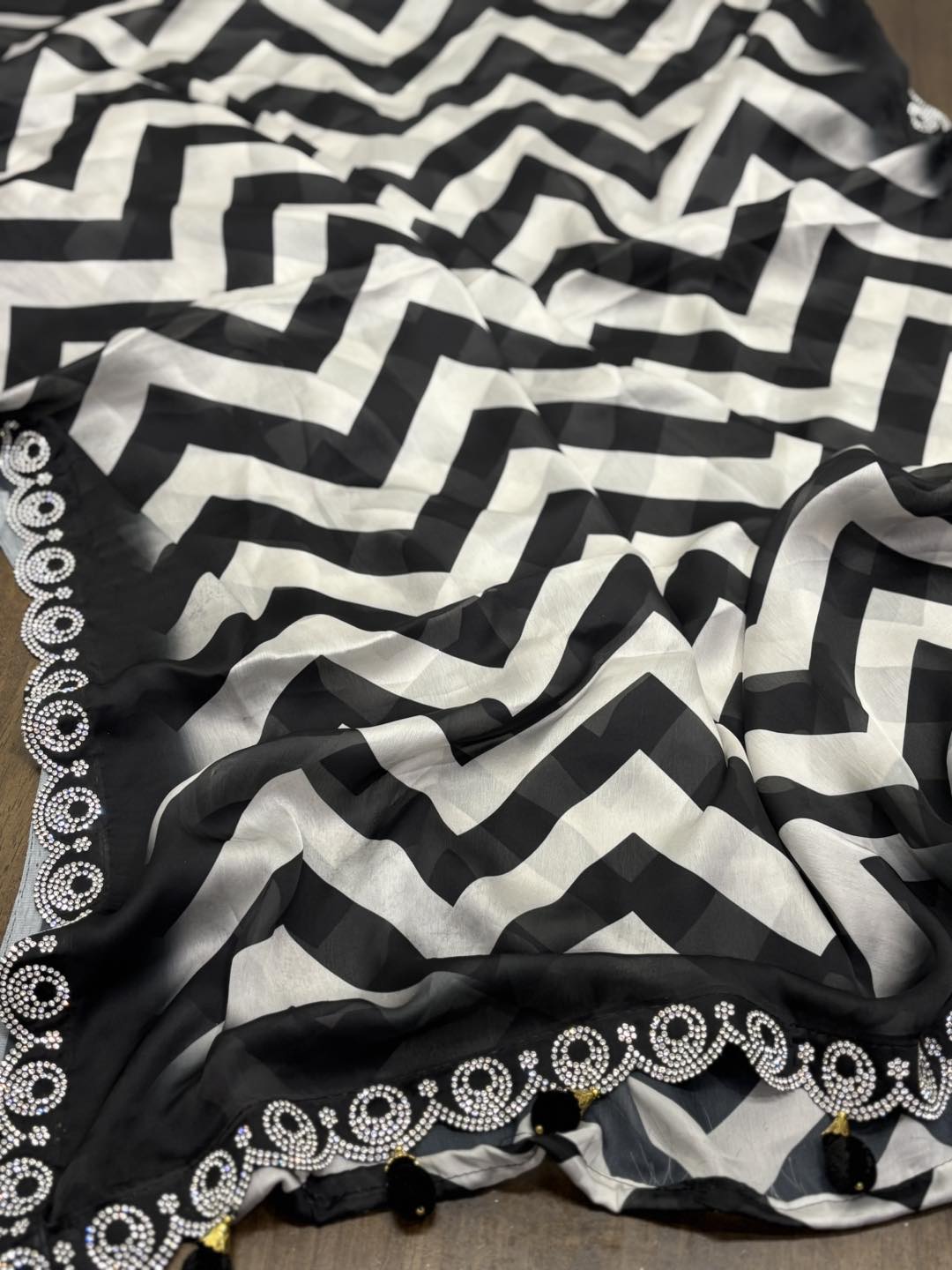 Shop Black & White Saree in Melbourne: Elegant Georgette Fashion